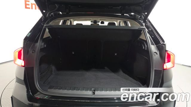 BMW X1 (U11) sDrive 20i xLine 2023 — фото 31
