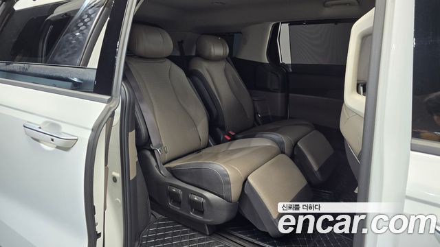 Kia Carnival (IV) Diesel 7-Seater Noblesse 2025 — фото 11