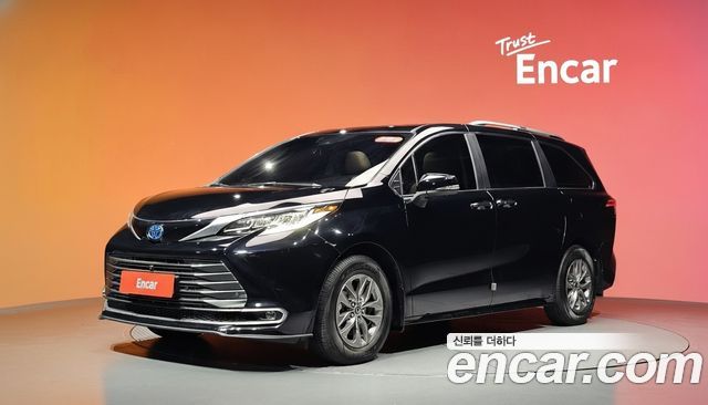 Toyota Sienna (IV) 2.5 Hybrid AWD 2024 — фото 1