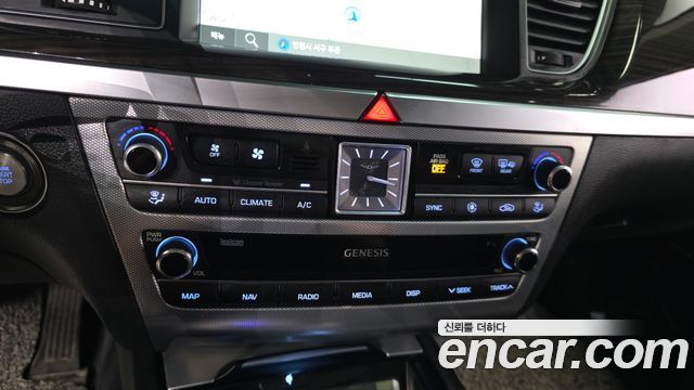 Genesis G80 3.3 GDI AWD Premium Luxury 2019 — фото 16