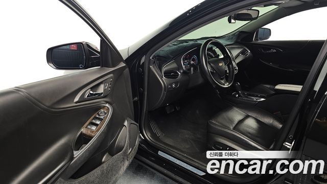 Chevrolet Malibu 1.5 Turbo Perfect Black LTZ 2017 — фото 10