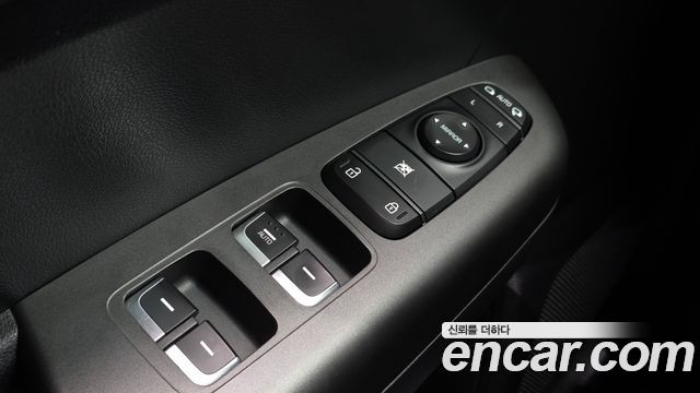Kia Sportage The Bold Diesel 2.0 2WD Prestige 2021 — фото 28