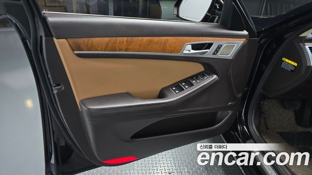 Genesis G80 3.8 GDI AWD Finest 2017 — фото 24