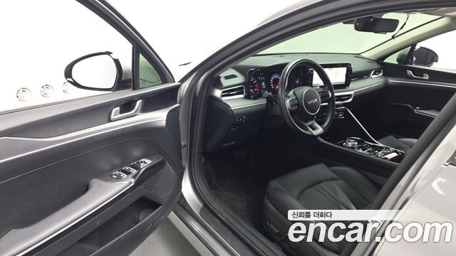 Kia K5 (III) 2.0 Prestige 2023 — фото 10