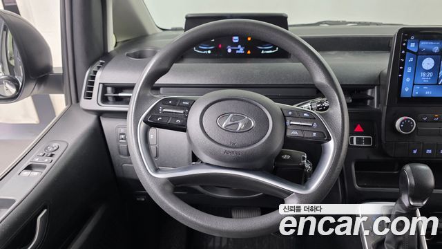 Hyundai Staria Cargo 5-Seater Smart 2023 — фото 16