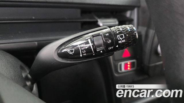 Hyundai Staria Cargo 5-Seater Smart 2023 — фото 23