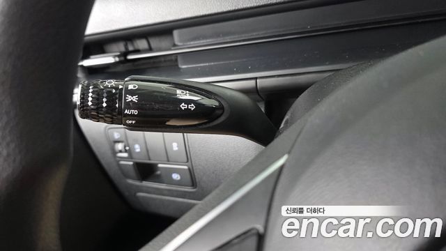 Hyundai Staria Cargo 5-Seater Smart 2023 — фото 36