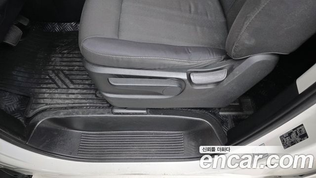 Hyundai Staria Cargo 5-Seater Smart 2023 — фото 37