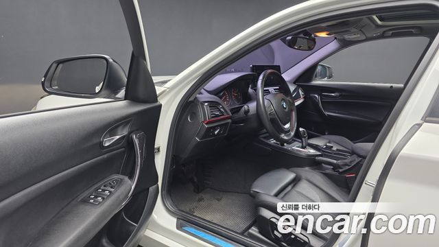 BMW 1 Series (F20) 118d Sport 5Door 2015 — фото 10