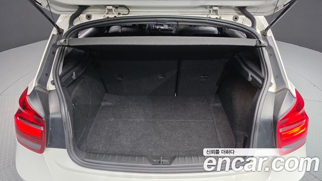 BMW 1 Series (F20) 118d Sport 5Door 2015 — фото 20