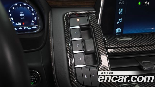 Chevrolet Tahoe 6.2 Dark Knight 4WD 2023 — фото 9