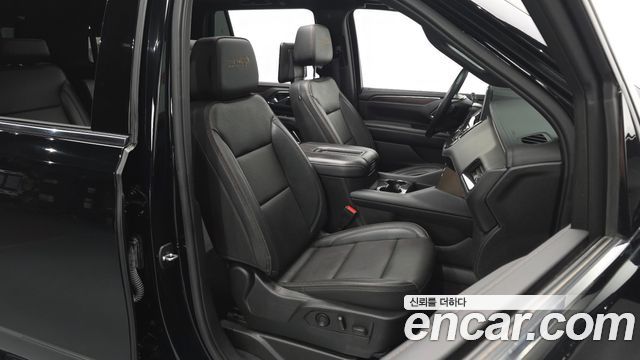 Chevrolet Tahoe 6.2 Dark Knight 4WD 2023 — фото 16