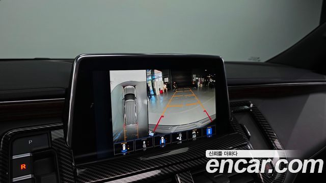 Chevrolet Tahoe 6.2 Dark Knight 4WD 2023 — фото 19