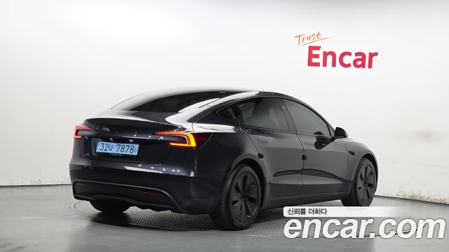 Tesla Model 3 RWD 2025 — фото 2
