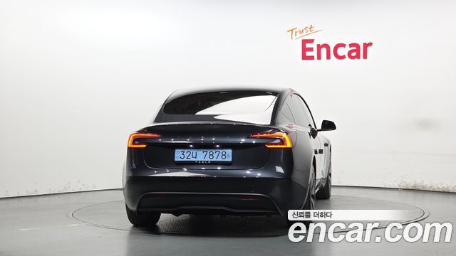 Tesla Model 3 RWD 2025 — фото 4