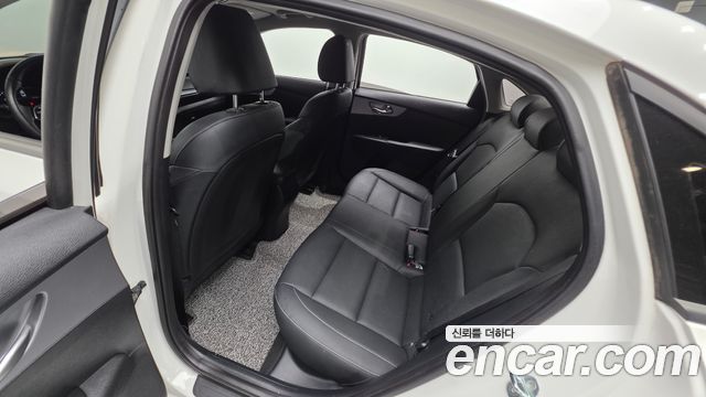 Kia K3 (II) 1.6 Prestige 2022 — фото 26