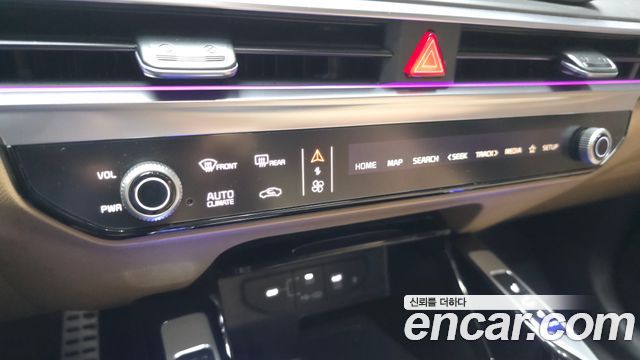 Kia Sorento (IV) Gasoline 2.5T 2WD Signature 2024 — фото 32
