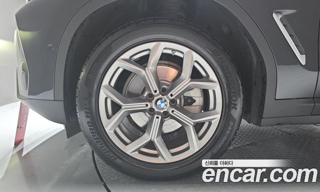 BMW X4 (G02) xDrive20i xLine 2022 — фото 5