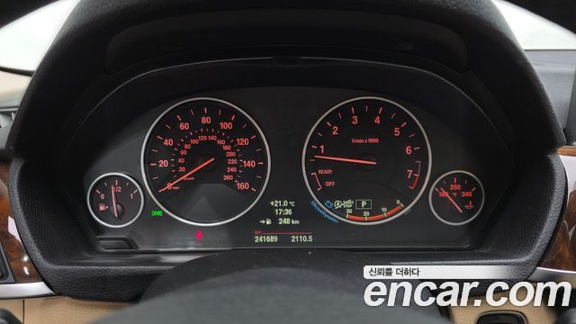 BMW 3 Series (F30) 328i 2013 — фото 8