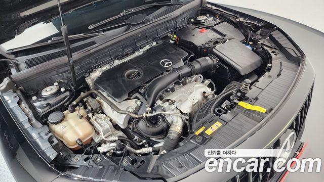 Mercedes-Benz GLB-Class (X247) GLB220 2021 — фото 6