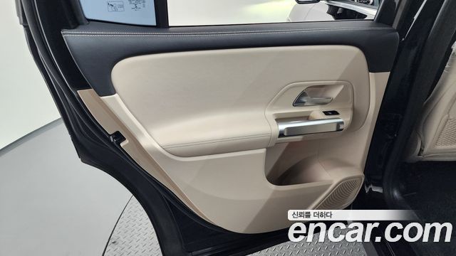 Mercedes-Benz GLB-Class (X247) GLB220 2021 — фото 25