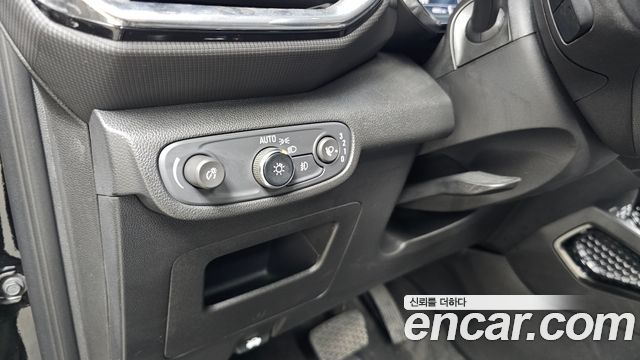 Chevrolet Trailblazer 1.3 Turbo 2WD Premier 2022 — фото 19