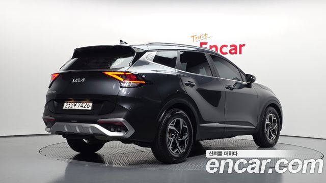 Kia Sportage (V) Diesel 2.0 2WD Prestige 2022 — фото 2