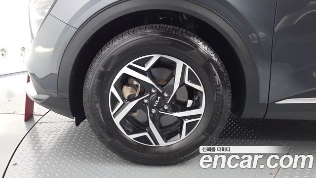 Kia Sportage (V) Diesel 2.0 2WD Prestige 2022 — фото 5
