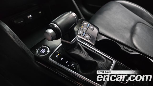 Kia Sportage (V) Diesel 2.0 2WD Prestige 2022 — фото 9