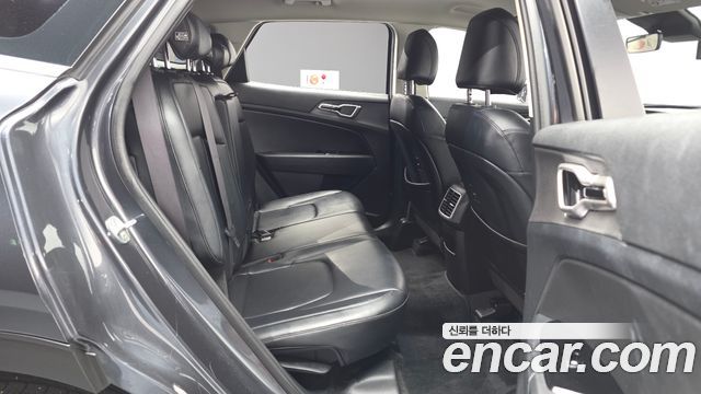 Kia Sportage (V) Diesel 2.0 2WD Prestige 2022 — фото 12