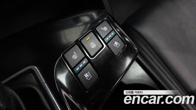 Kia Sportage (V) Diesel 2.0 2WD Prestige 2022 — фото 18