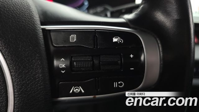 Kia Sportage (V) Diesel 2.0 2WD Prestige 2022 — фото 19
