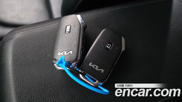 Kia Sportage (V) Diesel 2.0 2WD Prestige 2022 — фото 32