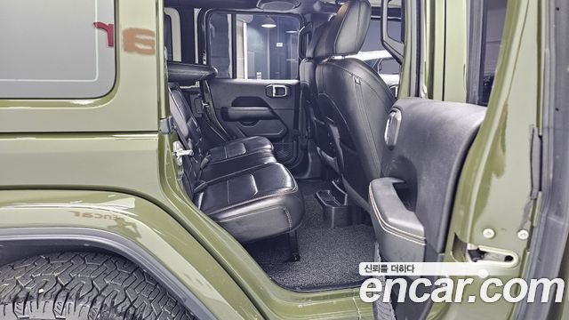 Jeep Wrangler (JL) 2.0 Overland 4Door Sarge Edition 2020 — фото 12