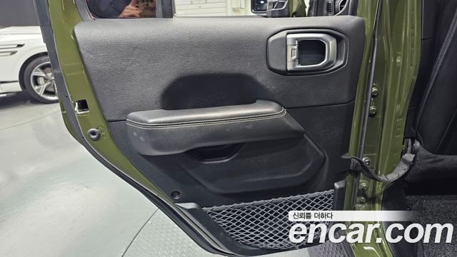 Jeep Wrangler (JL) 2.0 Overland 4Door Sarge Edition 2020 — фото 25