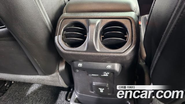 Jeep Wrangler (JL) 2.0 Overland 4Door Sarge Edition 2020 — фото 27