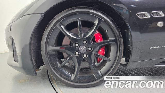 Maserati Gran Turismo 4.7 Sport 1st 2015 — фото 5