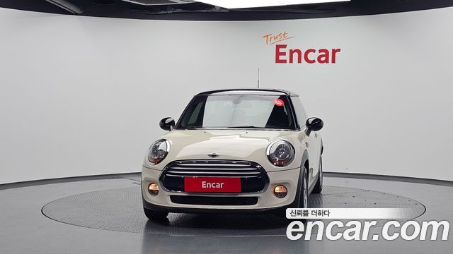 MINI Cooper D Standard 3rd 2014 — фото 3