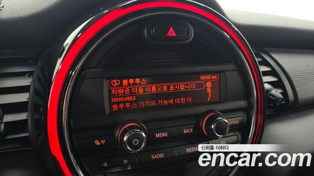 MINI Cooper D Standard 3rd 2014 — фото 15