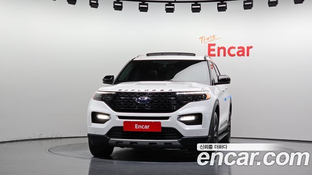 Ford Explorer (VI) 2.3 LimIted 4WD 2021 — фото 3