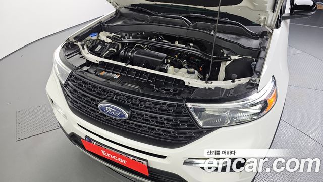 Ford Explorer (VI) 2.3 LimIted 4WD 2021 — фото 6