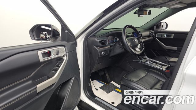 Ford Explorer (VI) 2.3 LimIted 4WD 2021 — фото 10