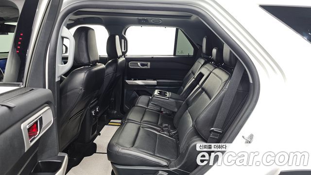 Ford Explorer (VI) 2.3 LimIted 4WD 2021 — фото 11