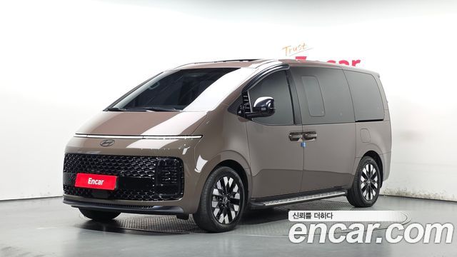 Hyundai Staria HEV 1.6 Lounge 7-Seater Inspiration 2025 — фото 1