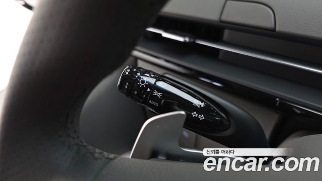 Hyundai Staria HEV 1.6 Lounge 7-Seater Inspiration 2025 — фото 33