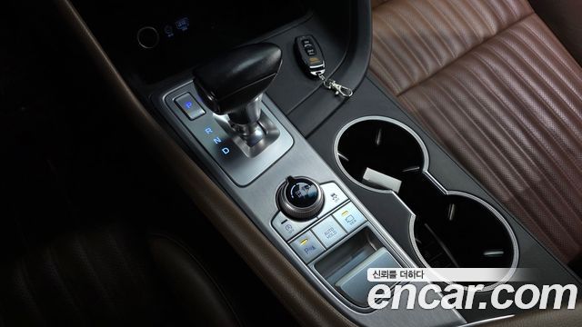 Genesis G70 2.0T AWD Elite 2020 — фото 9