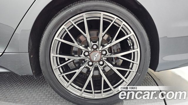 Genesis G80 3.3 GDI AWD Premium Luxury 2018 — фото 21