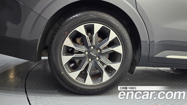 Kia Carnival (IV) Gasoline 9-Seater Signature 2022 — фото 5