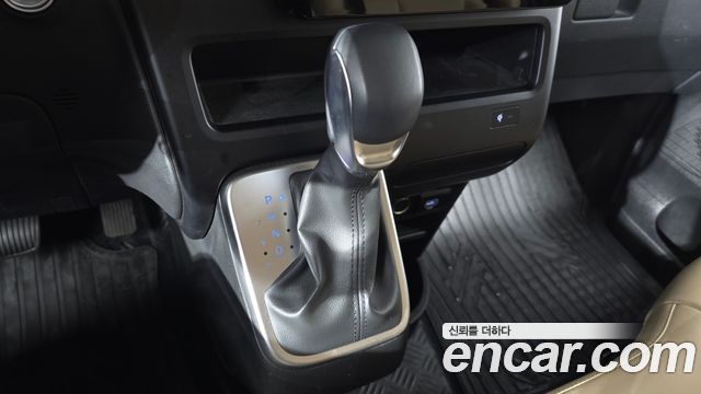 Hyundai Staria L3.5 Tourer 9-Seater Modern 2025 — фото 9
