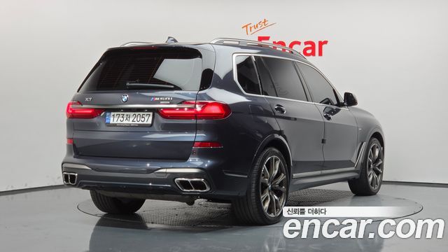 BMW X7 (G07) M50i 6STR 2021 — фото 2